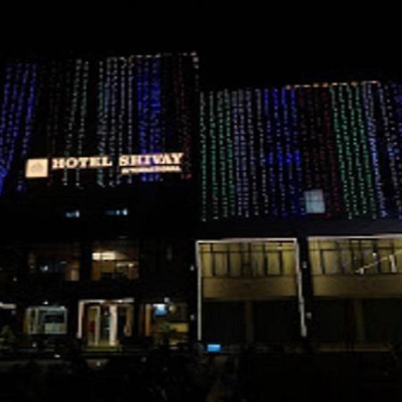 Hotel Shivay International Tharad Exteriér fotografie